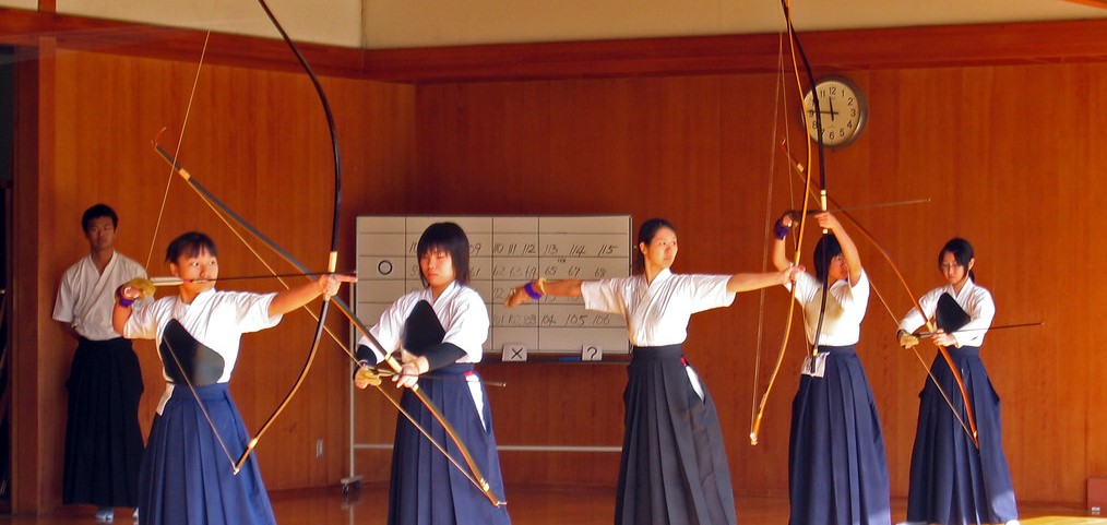 womens kyudo